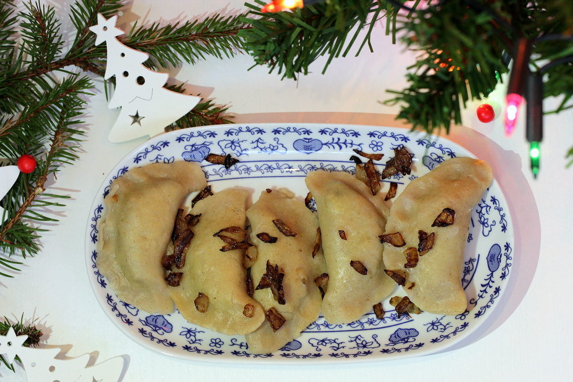 Bezglutenowe pierogi z kapustą i grzybami 1