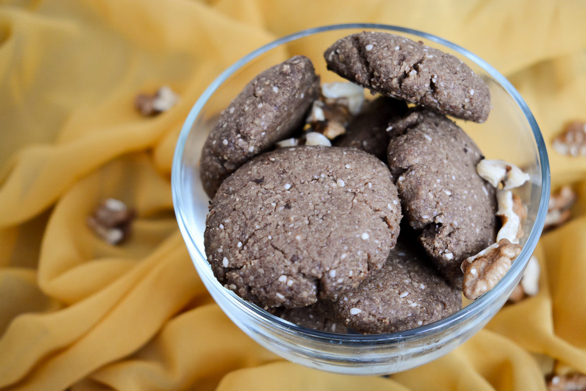 Ciasteczka orzechowe - Bez glutenu, mleka i jaj. Poradnia dietetyczna online Just Food Therapy. Dietetyk kliniczny Justyna Lenda. Fot. 1