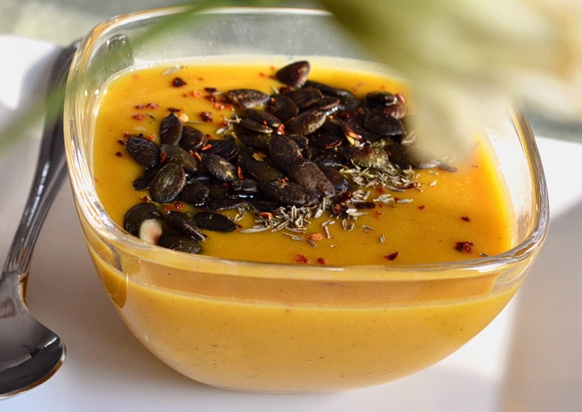 Orzechowa zupa krem z dyni, dietetyk kliniczny online Justyna Krzemińska (Lenda), Poradnia dietetyczna online Just Food Therapy. Fot 1
